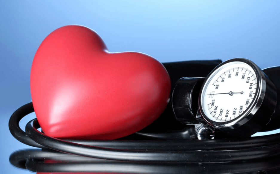 vysoký krvný tlak ovplyvňuje srdce